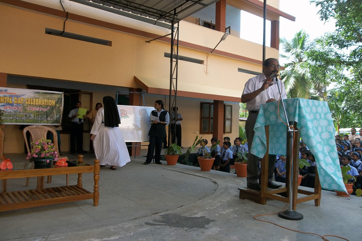 Holy Family Public School-Seminar