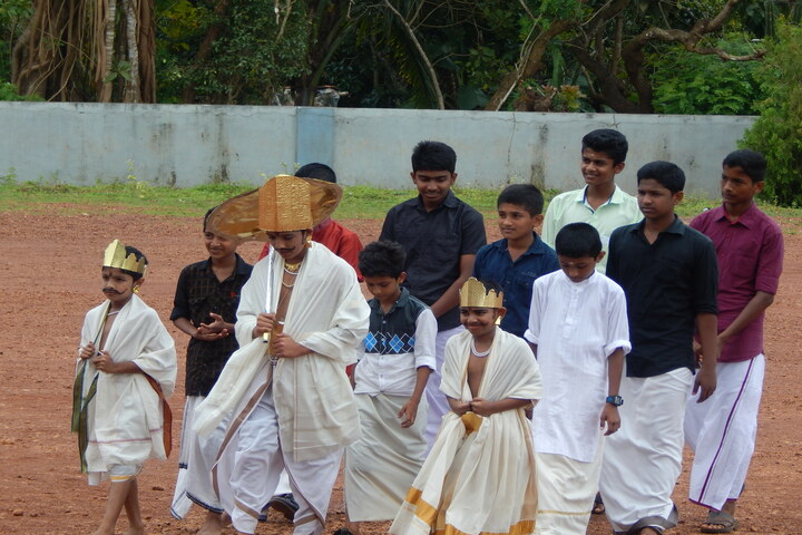 Holy Family Convent Public Scool-Onam Celebrations