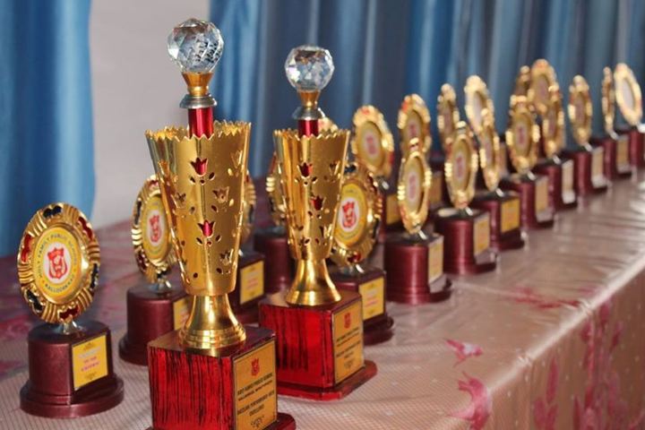 Holy Family Public School-Prizes