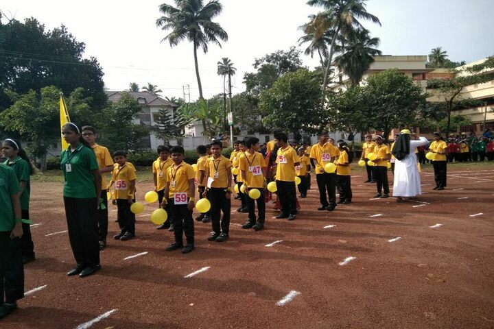 Holy Kings Public School-Sports Day Meet
