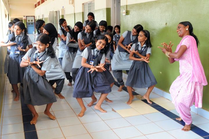I E S Public School-Dance Class