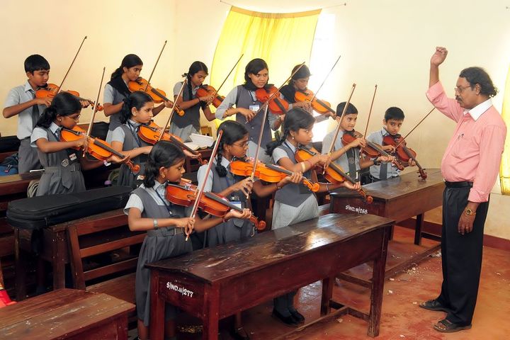 I E S Public School-Violin Class