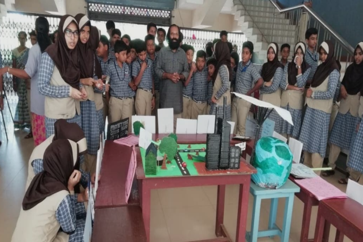 I S D English School-School Exhibition