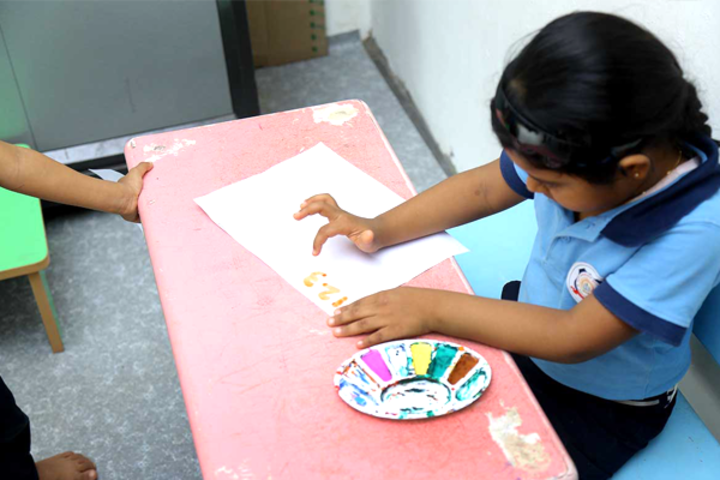 ICT English School-Art Lab