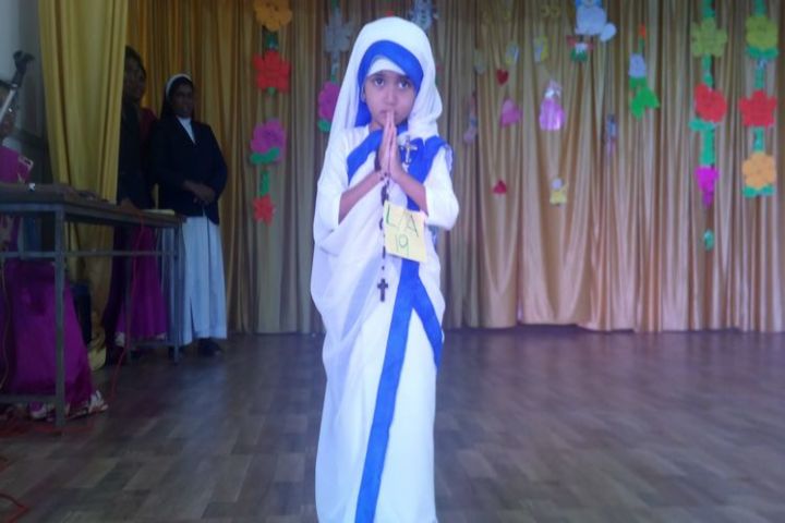 Infant Jesus English Medium School-Fancy Dress Competiton