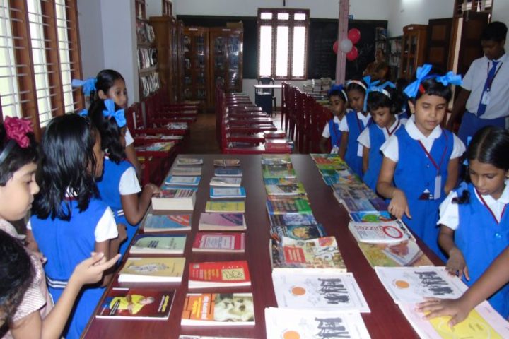 Isabella De Rosis Public School-Library
