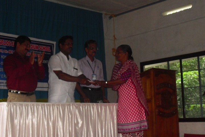 Junior Baselios English Medium School-Prize Distribution