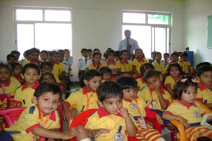 Kidzee And Sunshine High School-Classroom