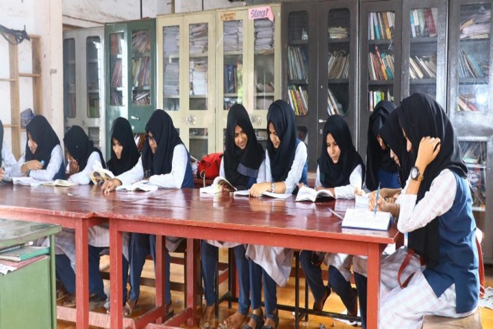 Latheefiya English School-Library
