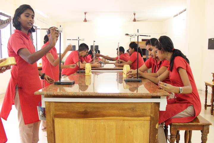 Mar Baselios Public School-Physics Lab
