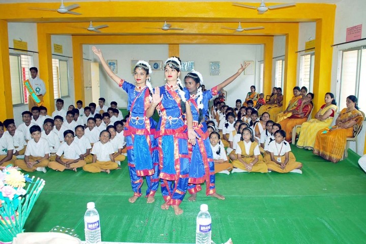 Maharshi Vidya Mandir- Dance