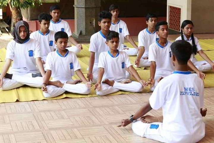 Mes International School-Yoga