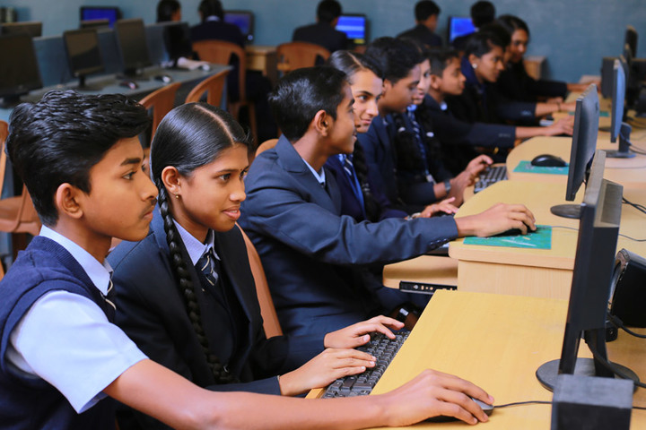 Montfort Valley School-Computer Lab