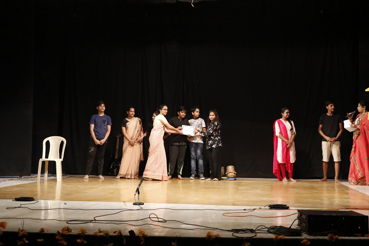 Modern English School-Achievment
