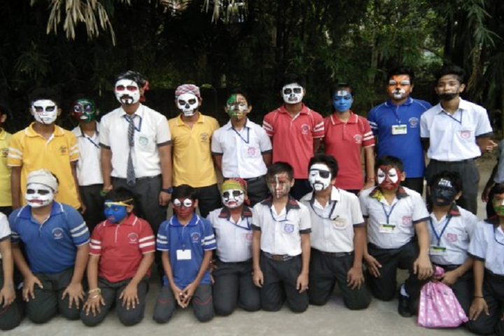 Modern High School-Face Painting