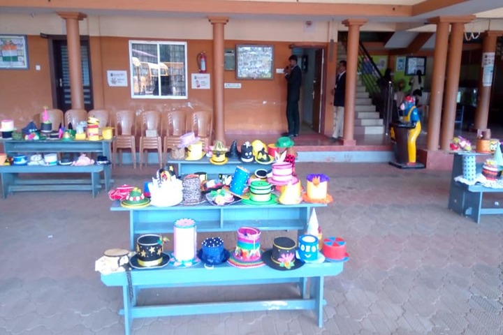 Myma English Medium School-Art And Craft