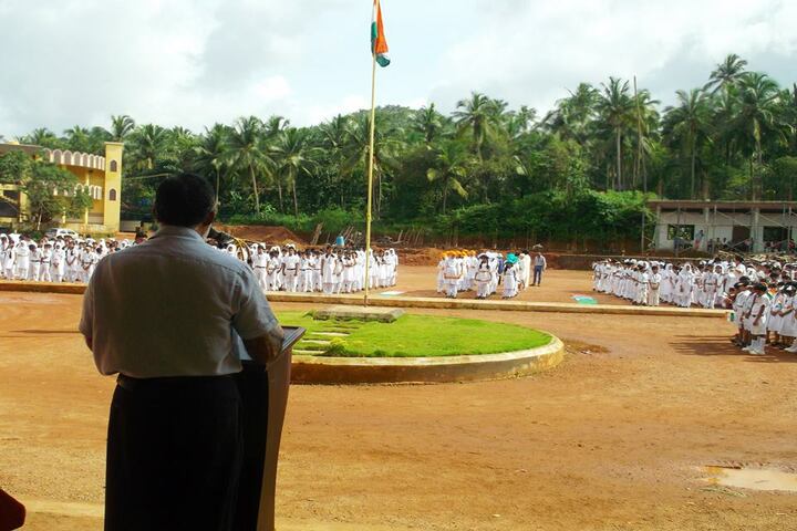 Narikkuni English Medium School-Independence Day