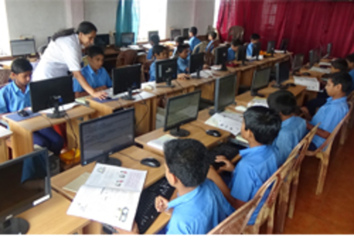 Prashanti Vidya Kendra-Computer Lab