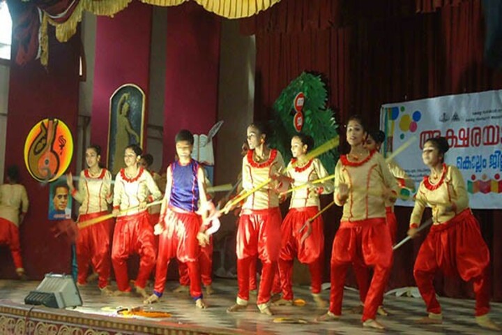 Sabarigiri English School-Dance