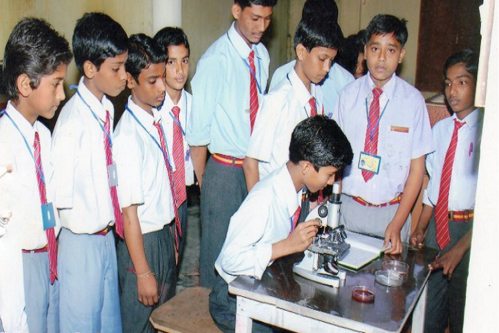 Prabhat Tara Children English Academy- Science Lab