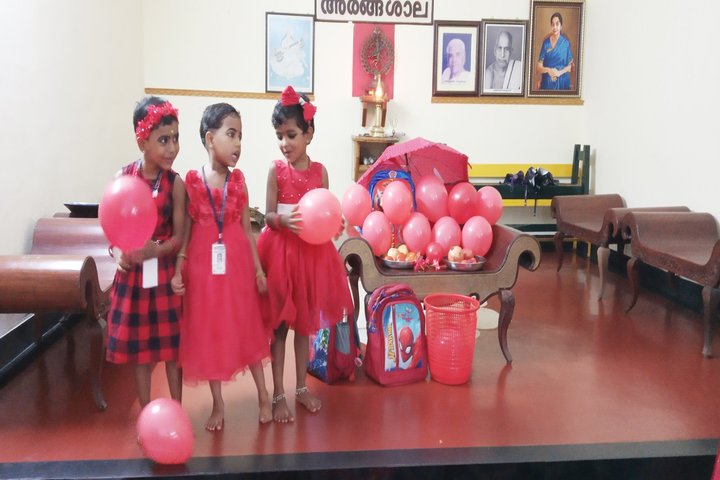 Saraswathy Vidya Niketan-Red Day