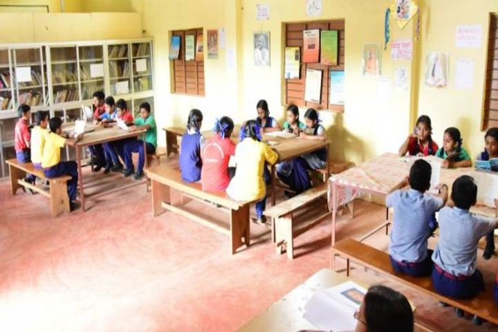 Saraswathy Vidya Niketan School-Library