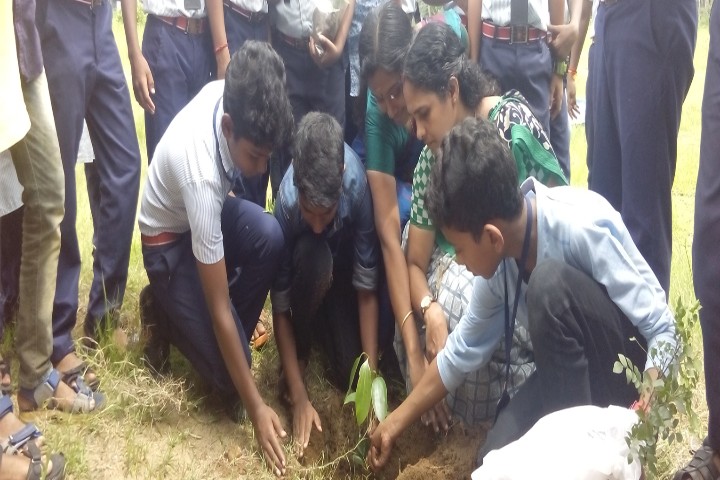Sreenarayana Vidyaniketan Central School plant day