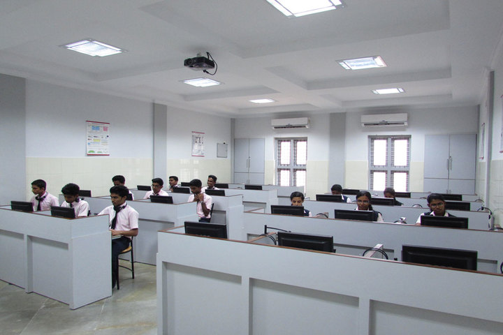 St Julianas Public School-Computer Lab