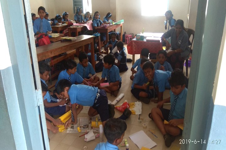 St Alloysius School-Art Class