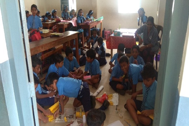 St Alloysius School-Art Class