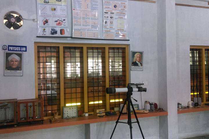 St Claret Public School-Physics Lab