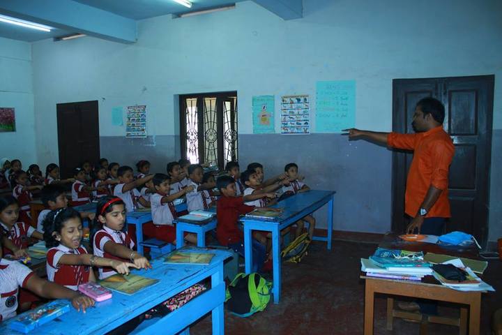 St Francis Assisi English Medium School-Classroom