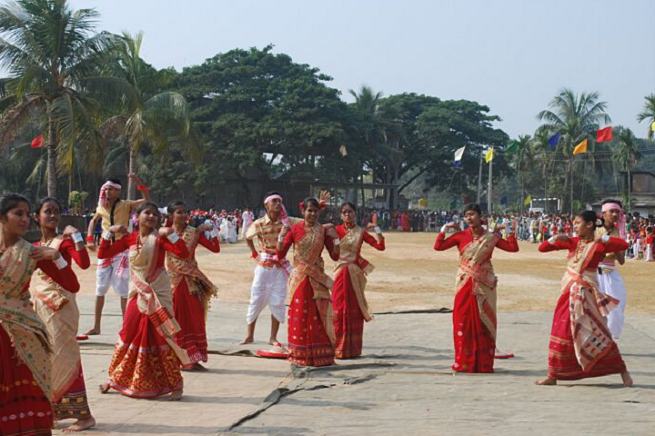 St Clare S Convent High School- Dance