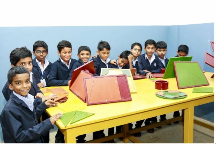 St Dominic Convent English Medium School-Art and Crafts