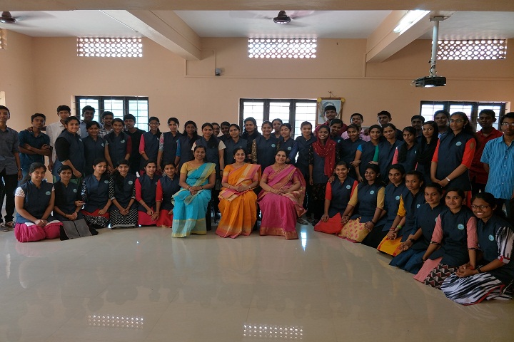 St John The BaptistS English School-Group-Photo